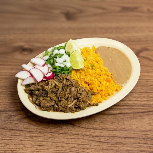 Platillo De Barbacoa Con Consome.
